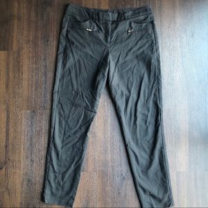 Ivanka Trump | Sleek Black Pant - 14